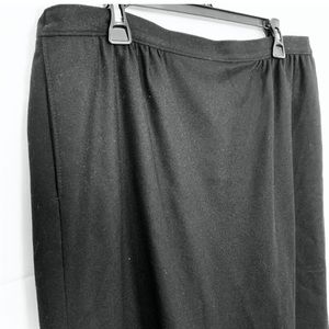 Pendleton 100% Virgin Wool Black Skirt - sz 18W